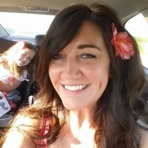 Meet your Posher, Sharon